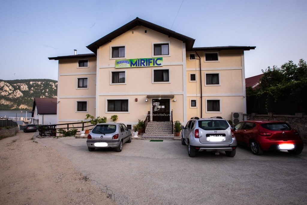 Pensiunea Mirific