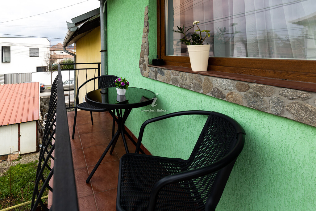 Camere de închiriat Green House Arini