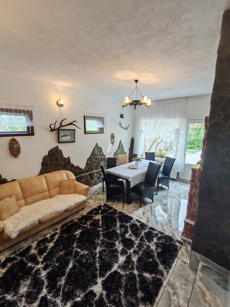 Cabana de lângă Râu