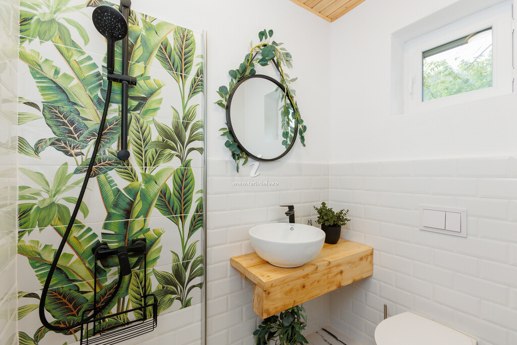 Cabana Magic Pine Nest