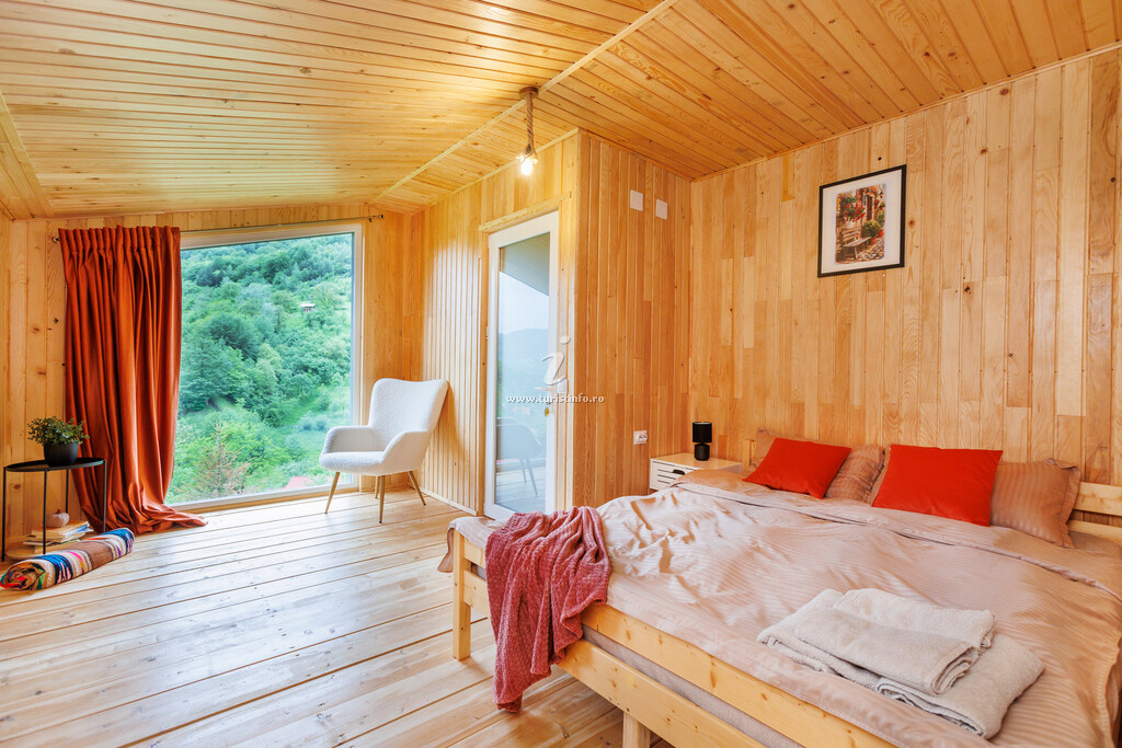 Cabana Magic Pine Nest