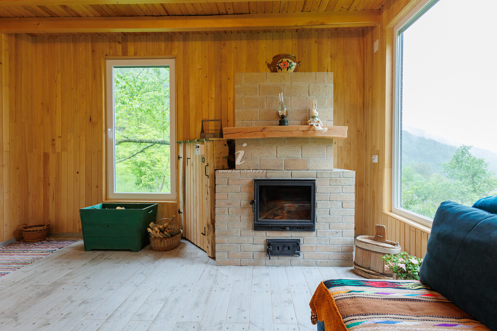 Cabana Magic Pine Nest