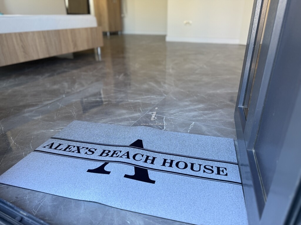 Casa de vacanță Alex`s Beach House
