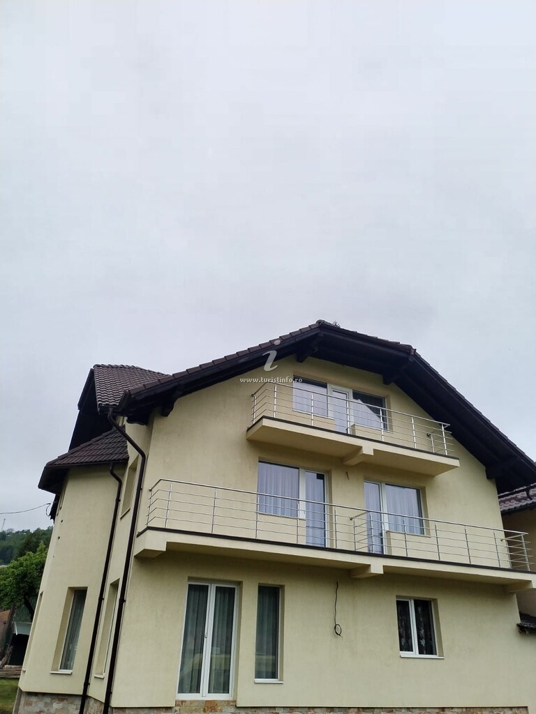 Casa Popasul Moieciului