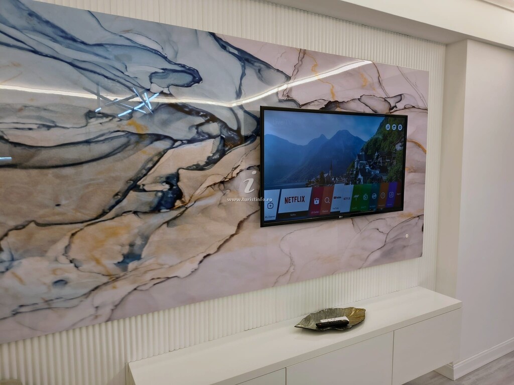 Studio Room 220