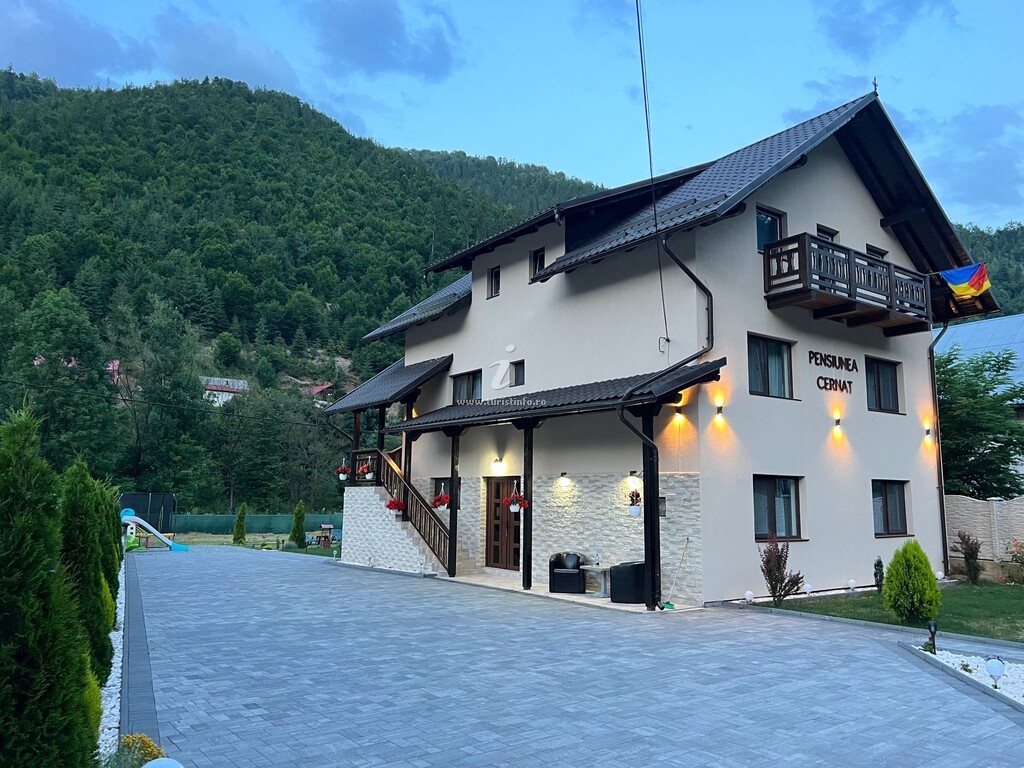 Pensiunea Cernat