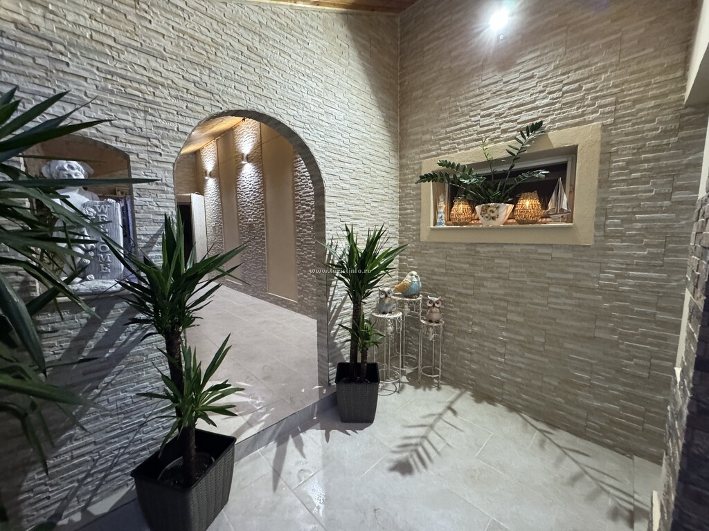 Casa Viselor de Vară