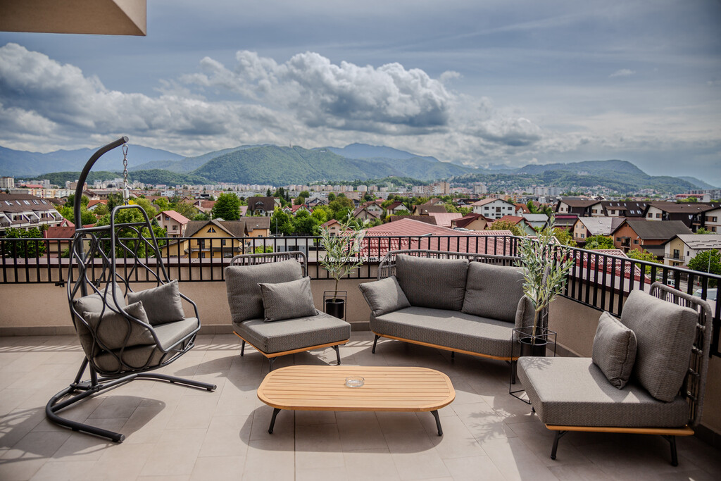 Tâmpaview Aparthotel