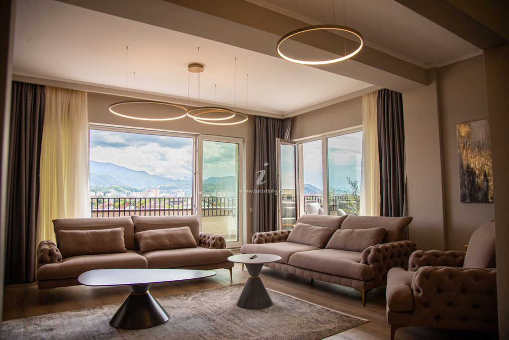 Tâmpaview Aparthotel