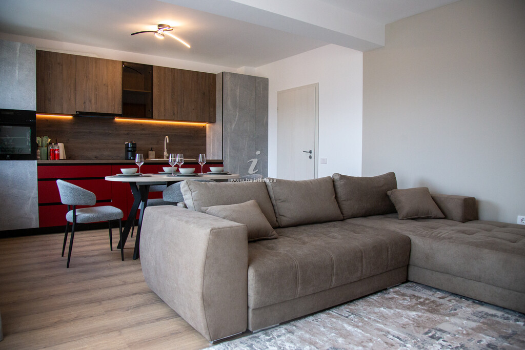 Tâmpaview Aparthotel