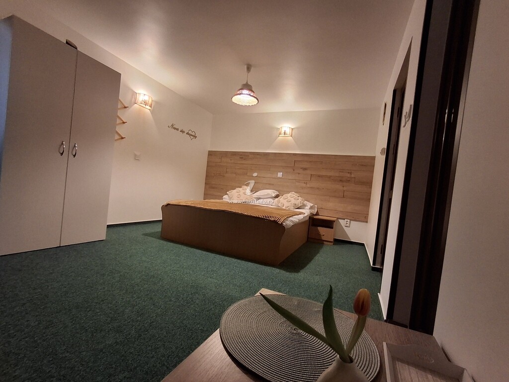 Pensiunea Casa Dorneană