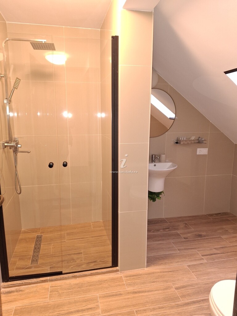 Pensiunea Casa Dorneană