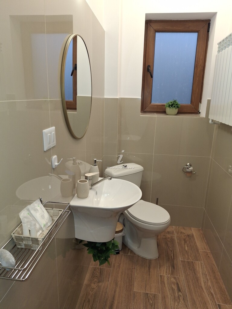Pensiunea Casa Dorneană