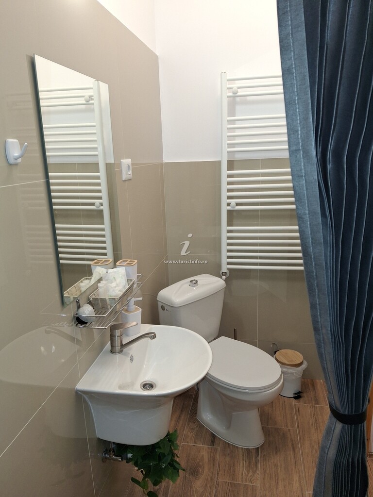 Pensiunea Casa Dorneană