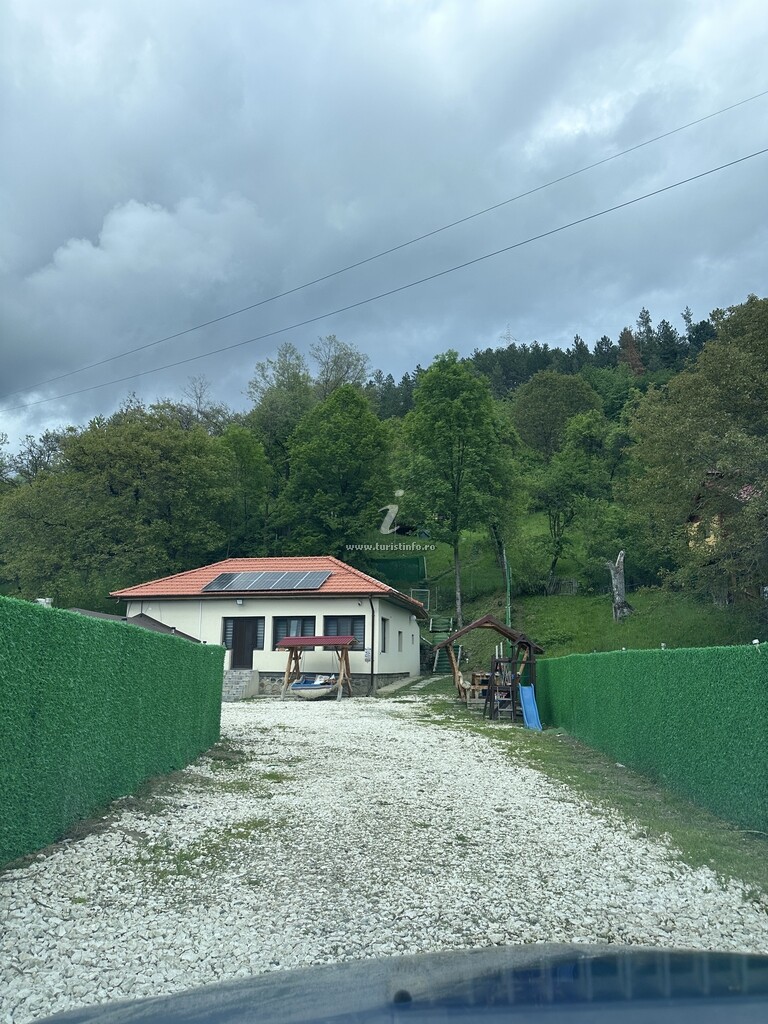 Casa Lupilor Transfăgărășan