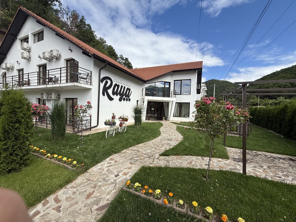 Pensiunea Raya