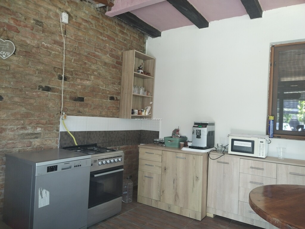 Camere de închiriat Nicoleta