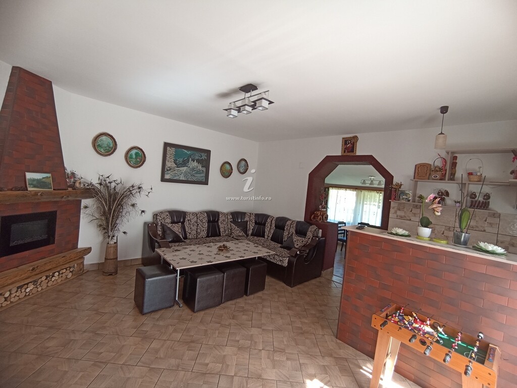 Casa Surâsul Bucegilor