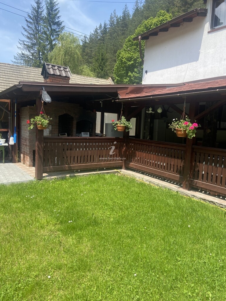 Pensiunea Casa Mariflor
