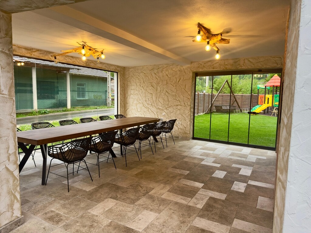Cabana Ranger Chalet