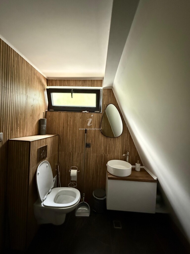 VVV House Residence