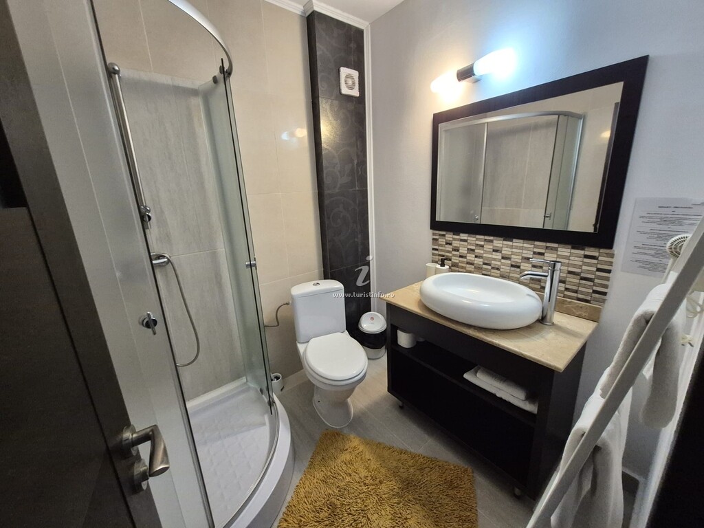 Camere de închiriat Confort Lia