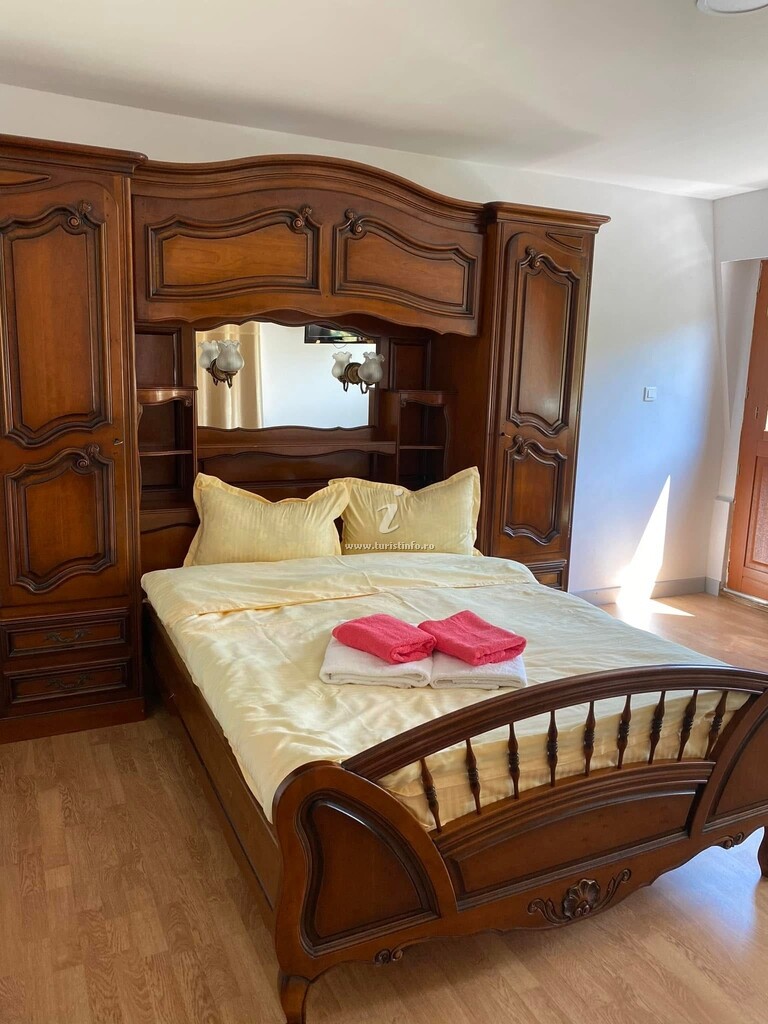 Camere de închiriat Bazil Motoserv