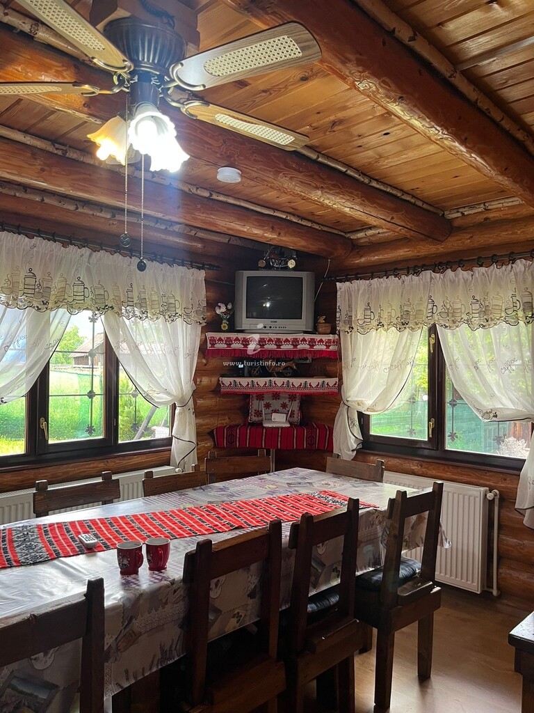 Căsuța Bunicilor de la Munte