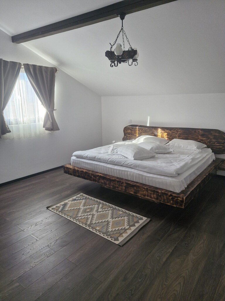 Cabana din Mesteceni
