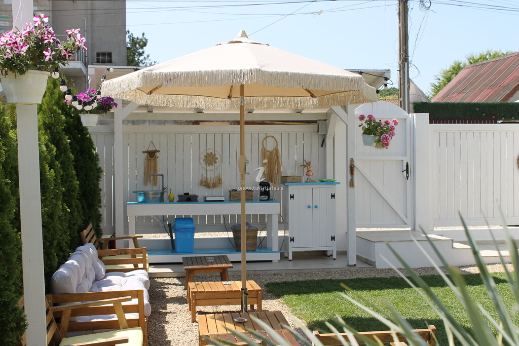 Casa Ayan