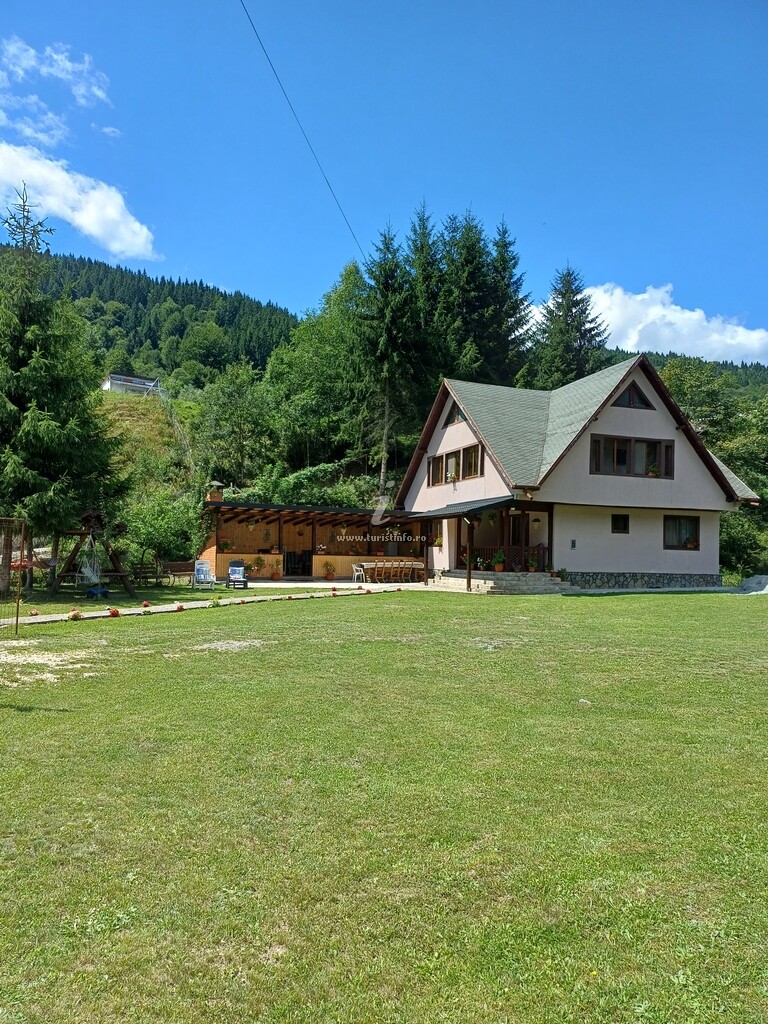 Casa de lângă Lac