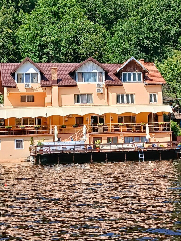 Casa de vacanță Golful Mraconiei