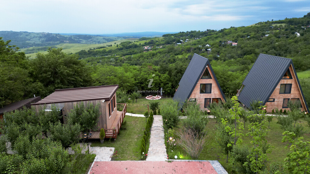 A-frame Arta Chalet