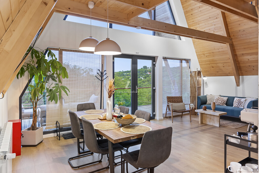 A-frame Arta Chalet