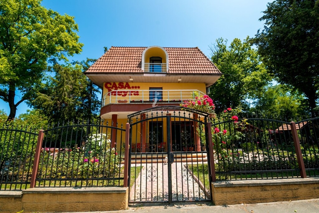 Casa Meyra