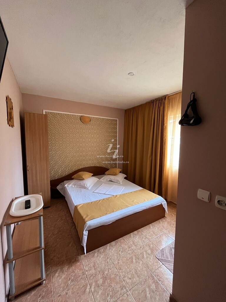 Camere de închiriat Casa Brizant