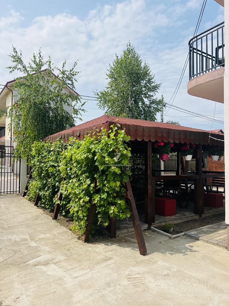Casa Raysa si Andrei