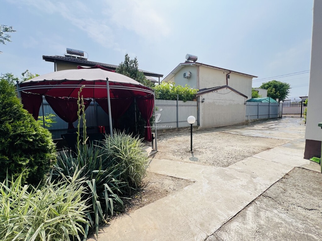 Casa Raysa si Andrei