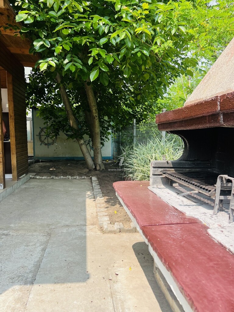 Casa Raysa si Andrei