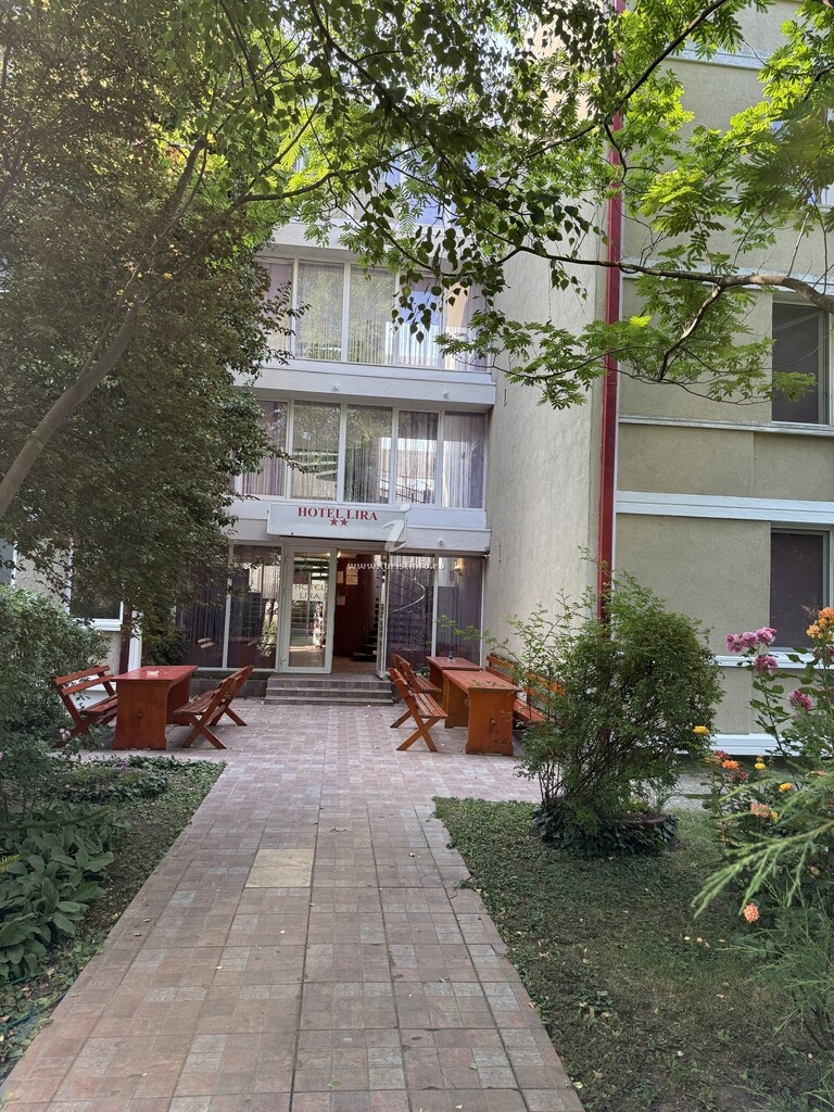 Hotel Lira