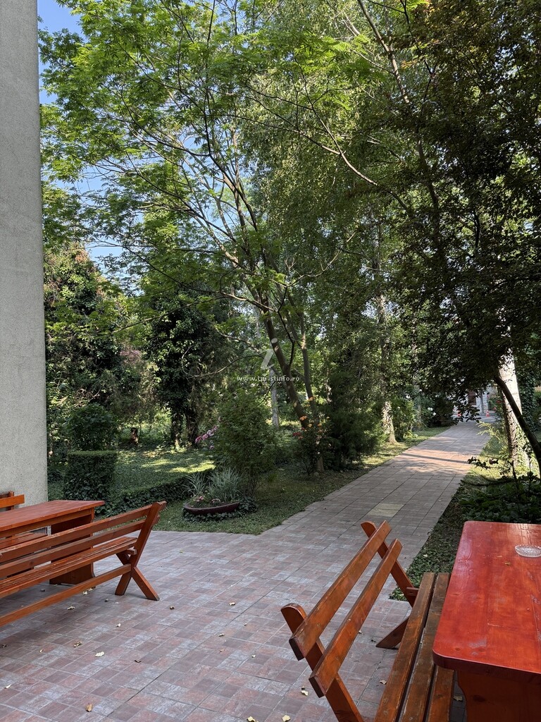 Hotel Lira