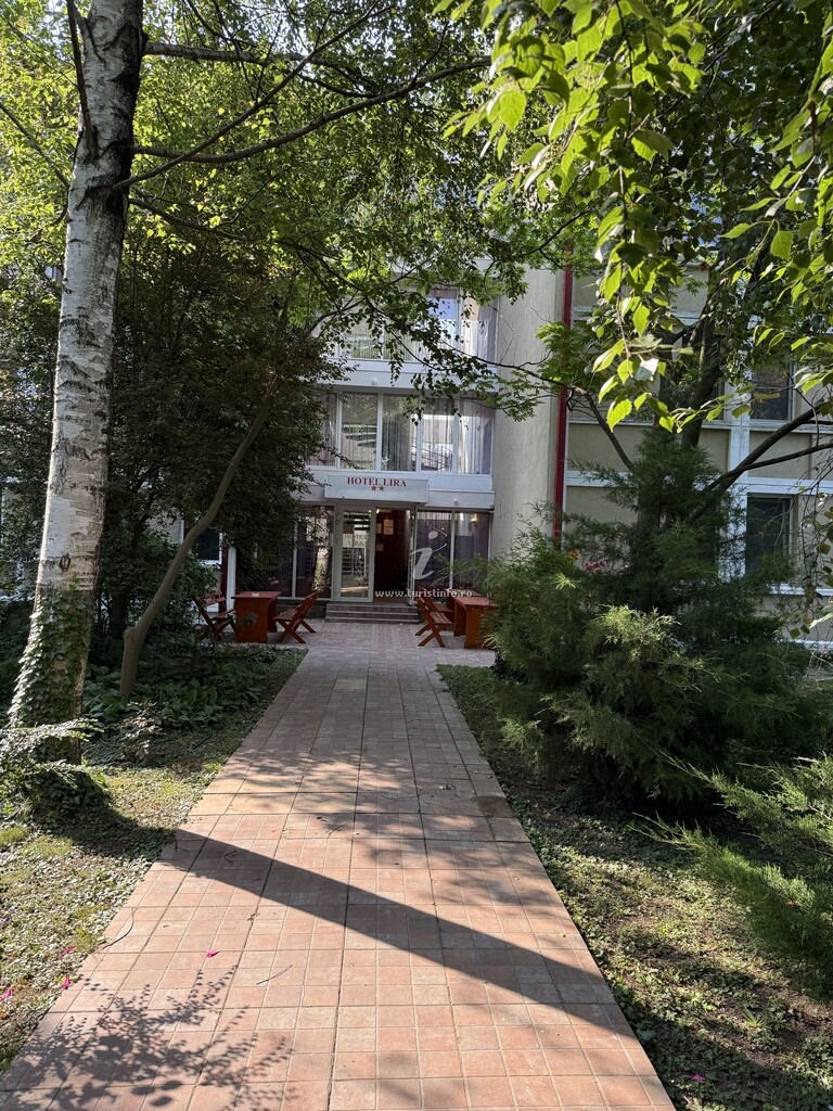 Hotel Lira