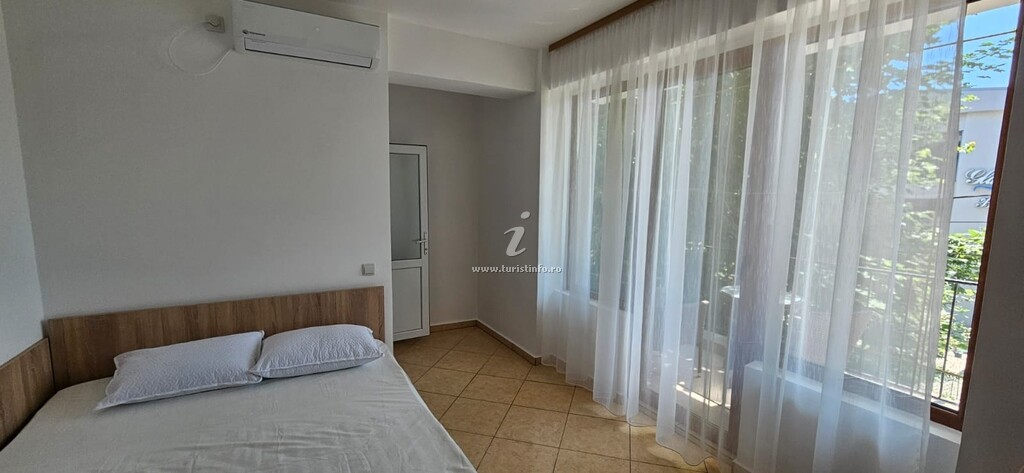 Camere de închiriat Costa-Tora