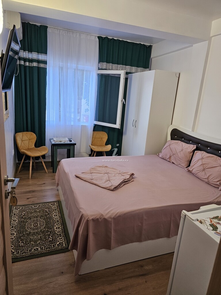 Camere de închiriat Casa Mirela