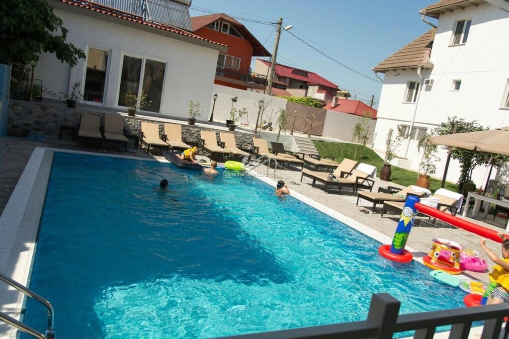Hotel Maraili`s