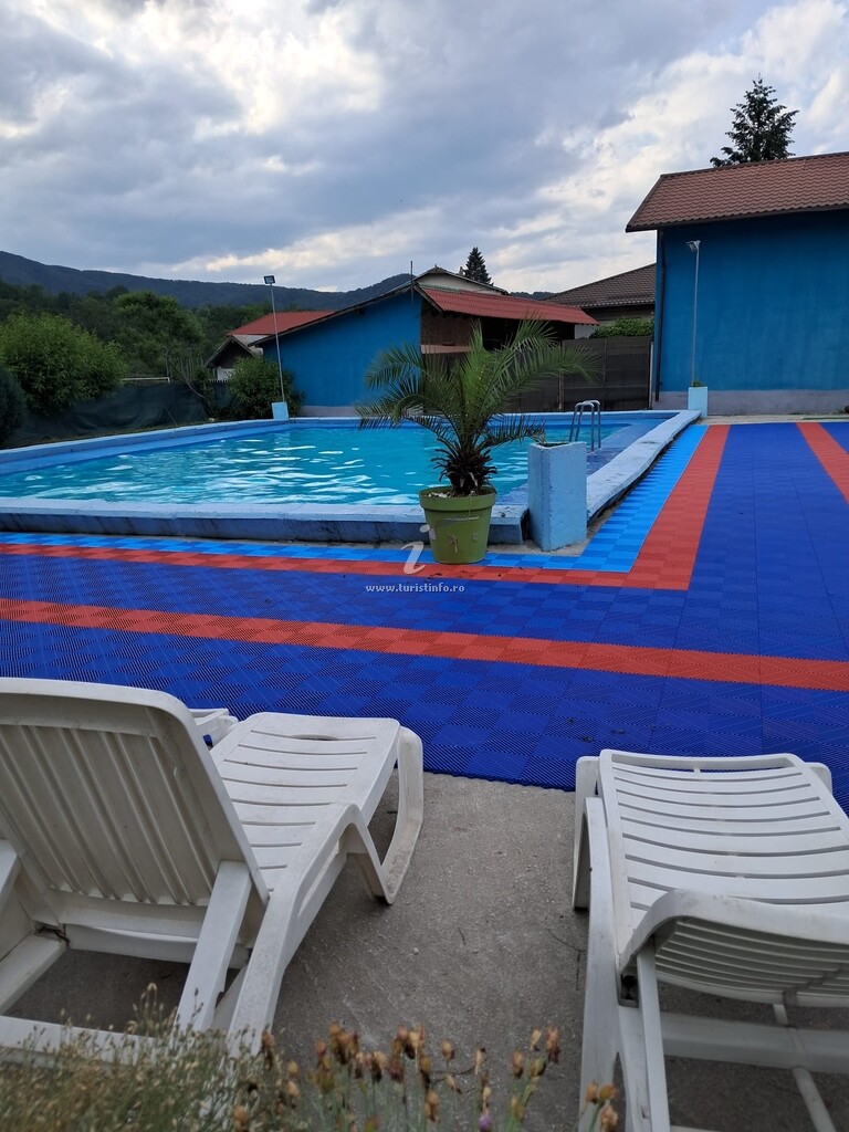 Pensiunea Trei Ursuleți
