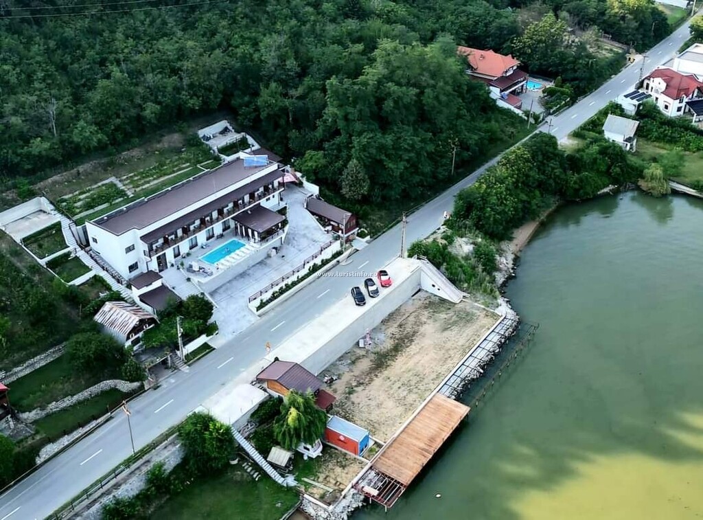 Pensiunea Agroturistică Rozelor