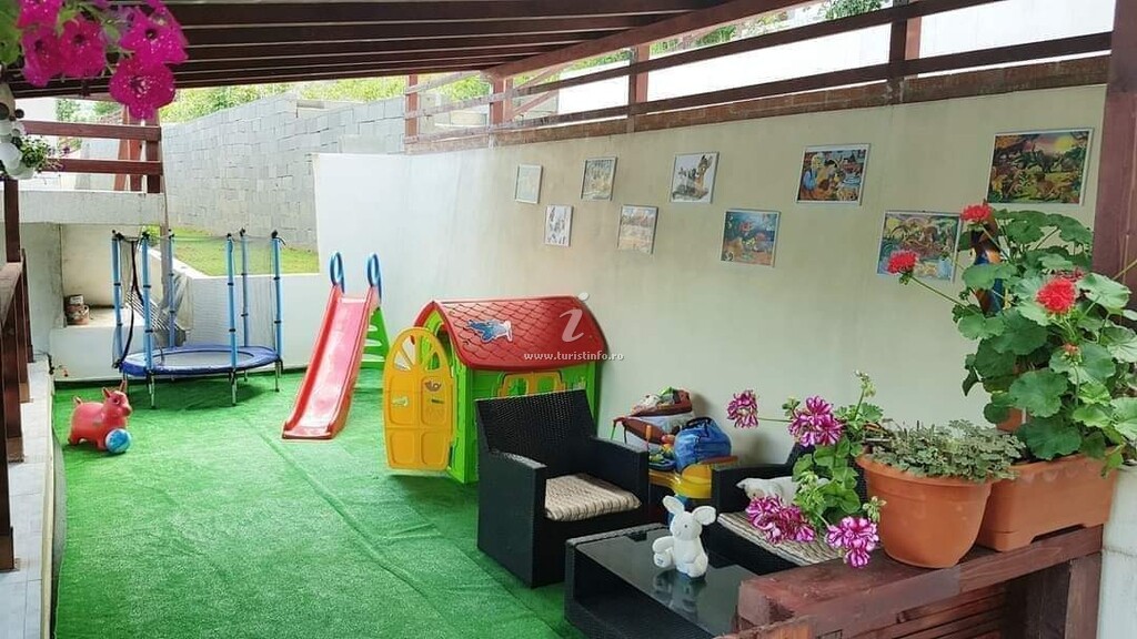 Pensiunea Agroturistică Rozelor