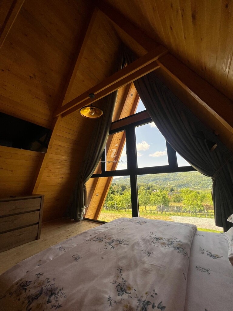 A-frame Mara Frames