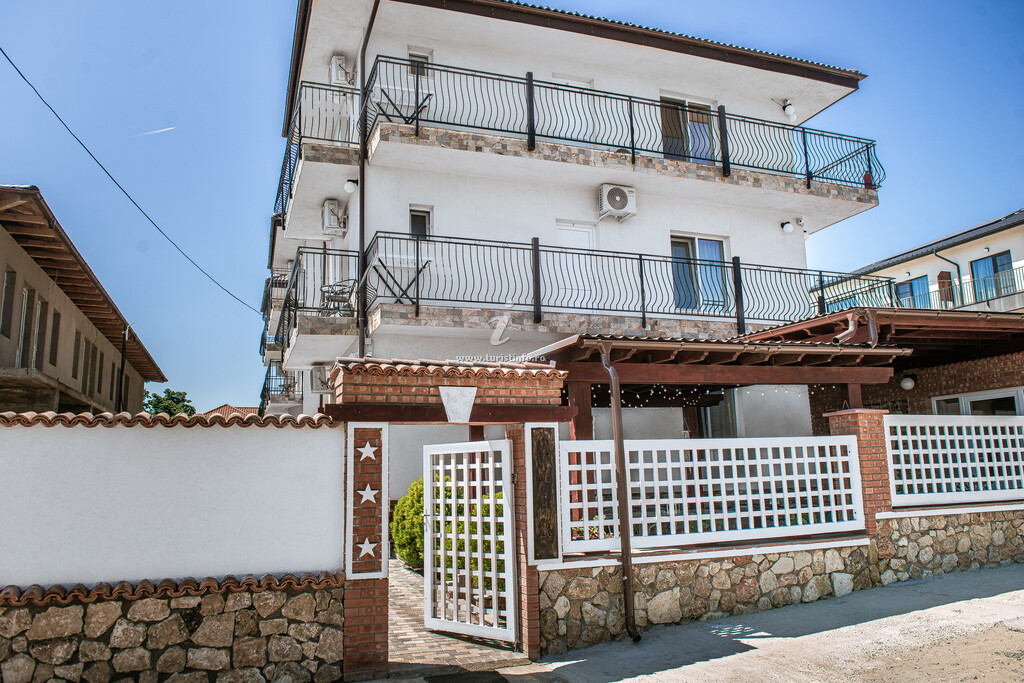 Vila Amir